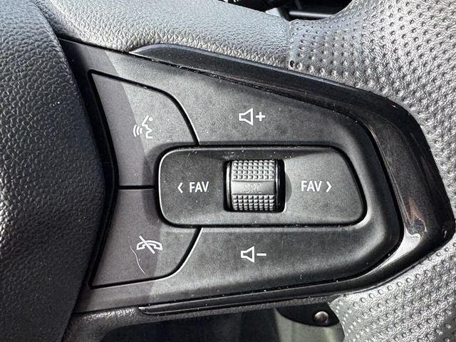 Used 2025 Chevrolet Trax LS FWD image 21