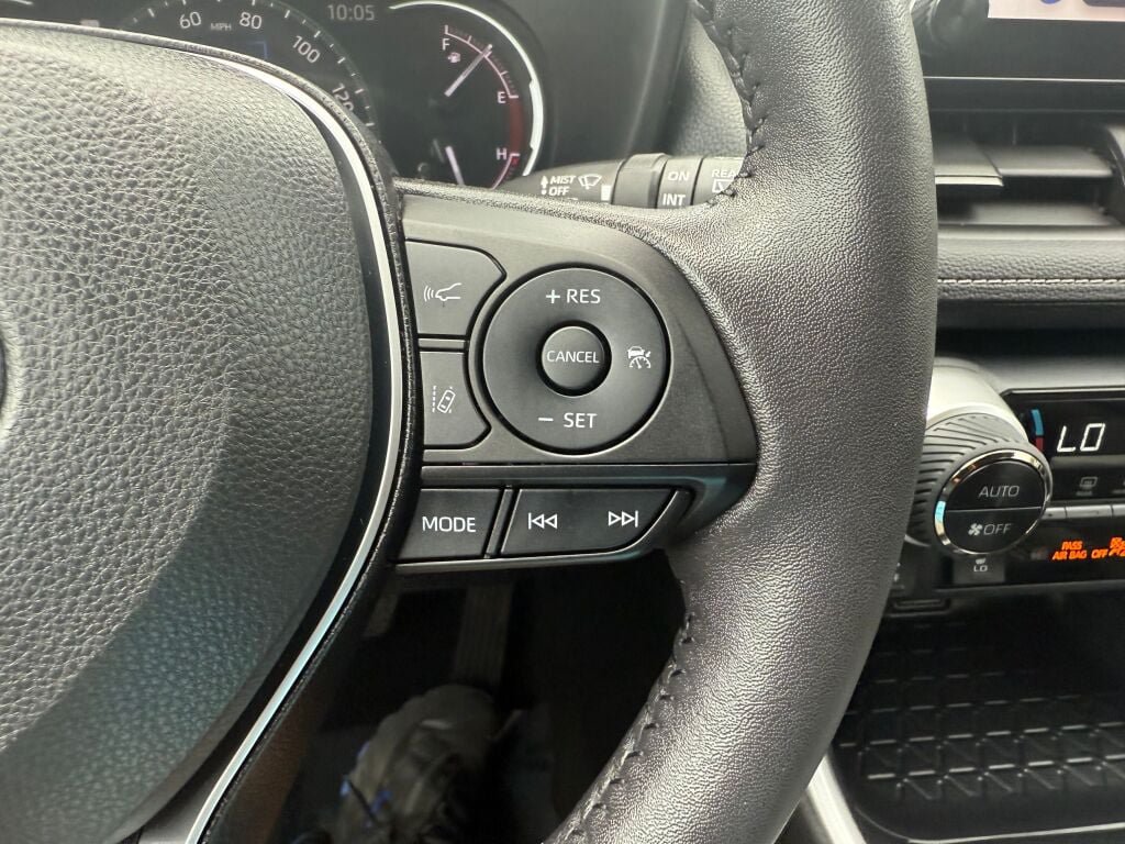 Used 2024 Toyota RAV4 XLE w/ Convenience Package AWD/4WD image 16