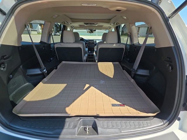 Used 2018 Honda Pilot Elite image 32