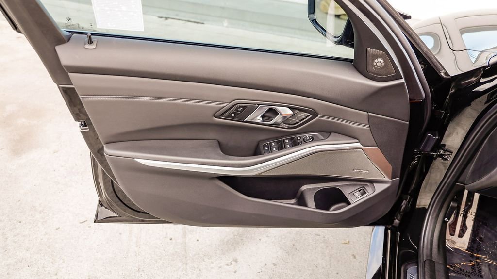 Used 2024 BMW M3 Competition image 24