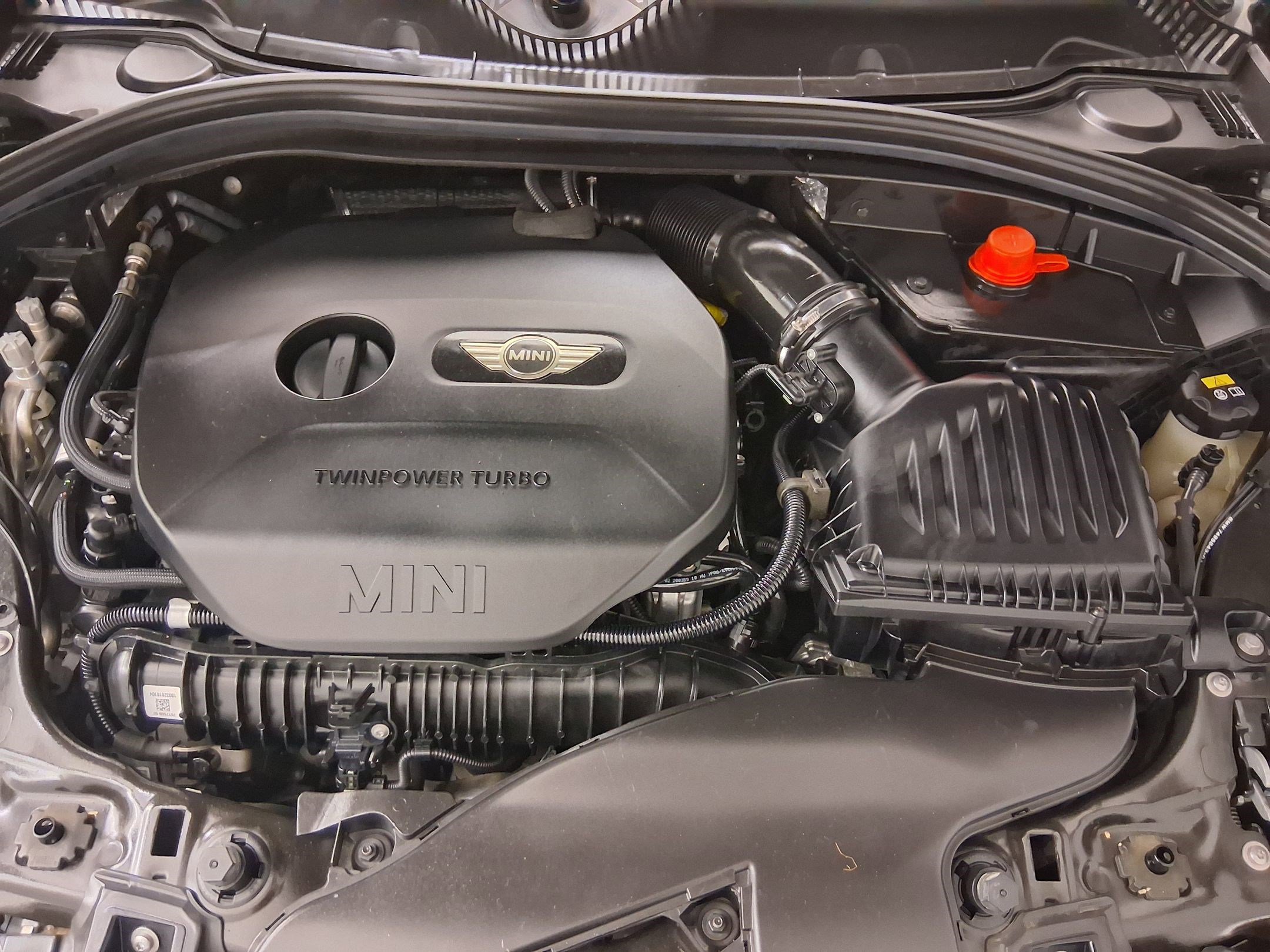 Used 2019 MINI Cooper Clubman S w/ Premium Package FWD image 36