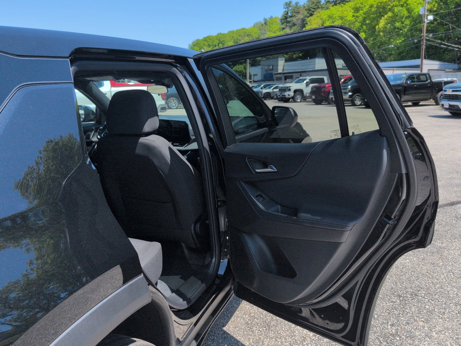 New 2026 Chevrolet Equinox LT AWD/4WD image 26