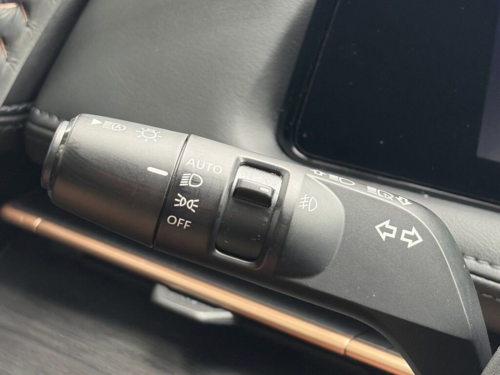 Certified 2024 Nissan Ariya FWD image 26