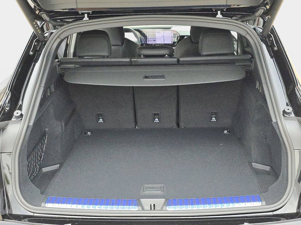 New 2026 Audi SQ5 Prestige image 12