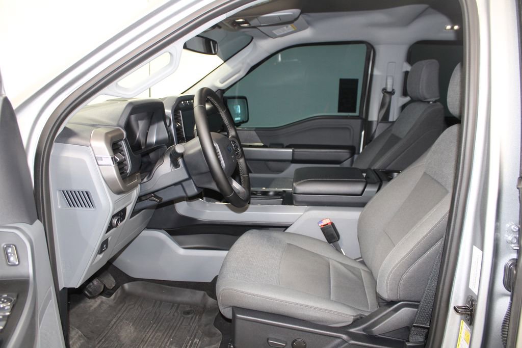 Used 2024 Ford F150 XLT w/ FX4 Off-Road Package image 24
