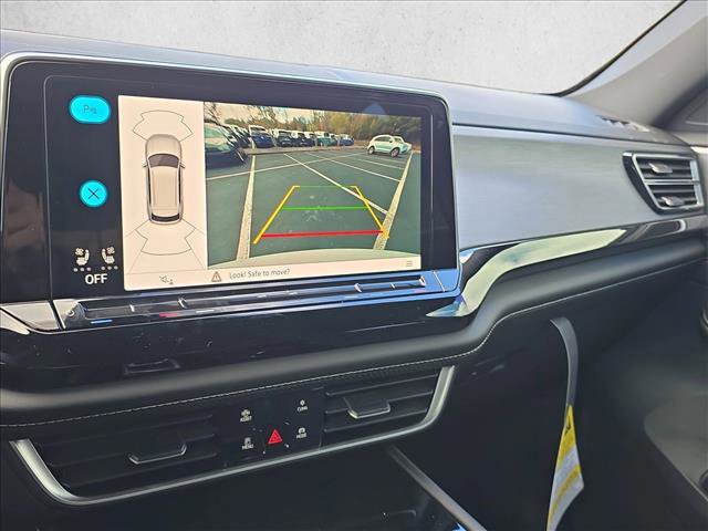 New 2026 Volkswagen Atlas Cross Sport SE image 13