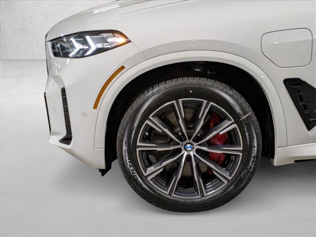 New 2026 BMW X5 xDrive50e w/ Executive Package image 10