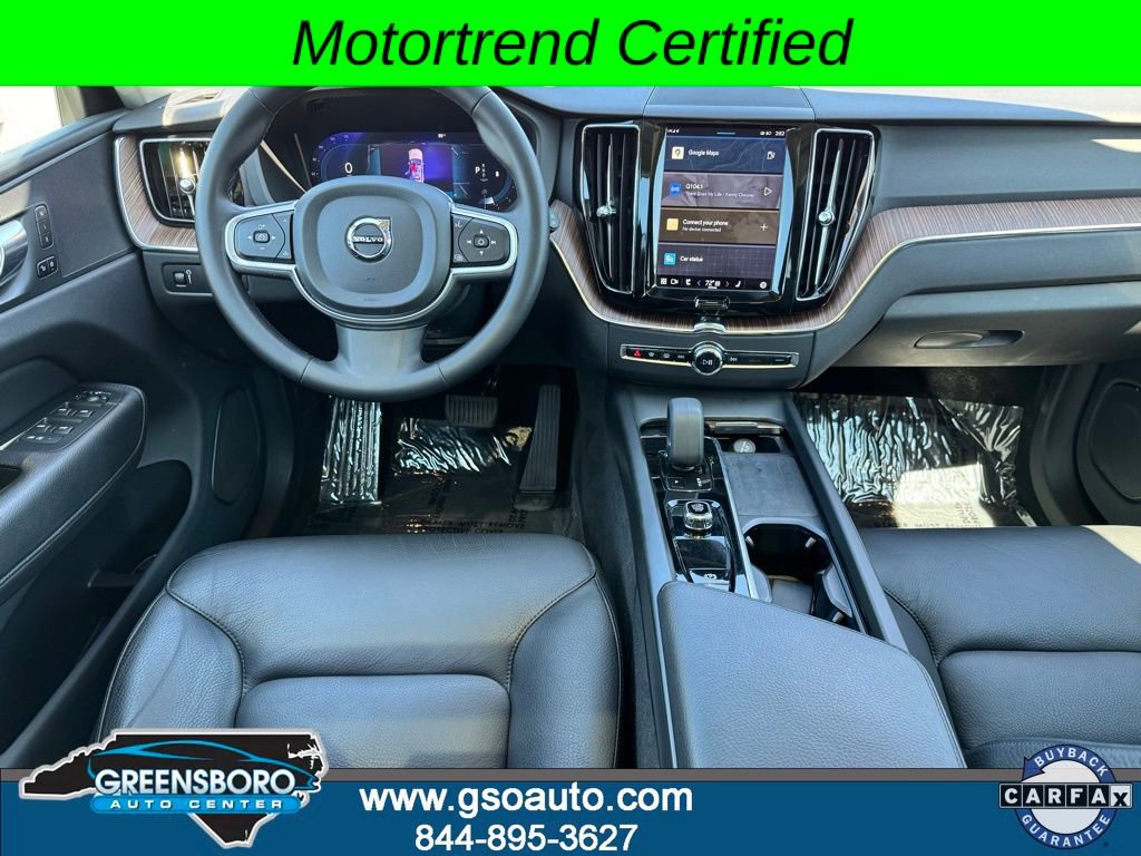 Used 2022 Volvo XC60 B5 Momentum image 21