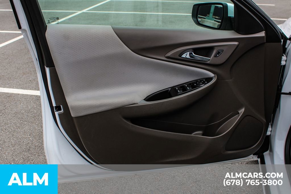 Used 2023 Chevrolet Malibu LT image 35