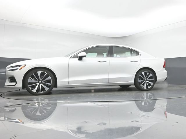 Used 2023 Volvo S60 B5 Ultimate w/ Climate Package image 39