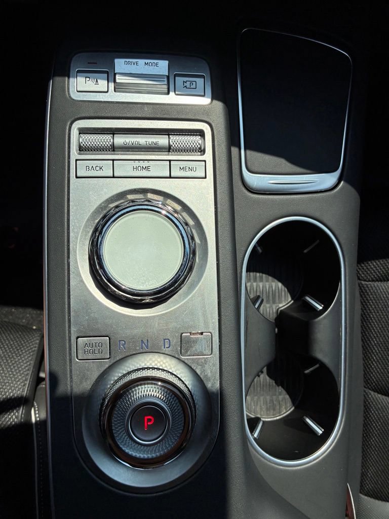 Used 2023 Genesis GV70 2.5T w/ Sport Prestige Package AWD/4WD image 37