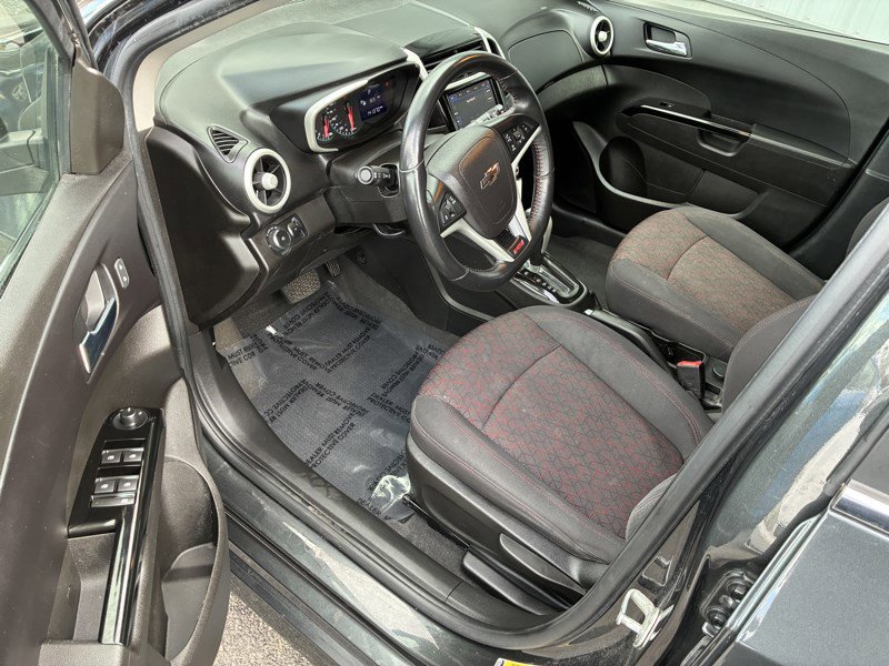 Used 2020 Chevrolet Sonic LT image 8