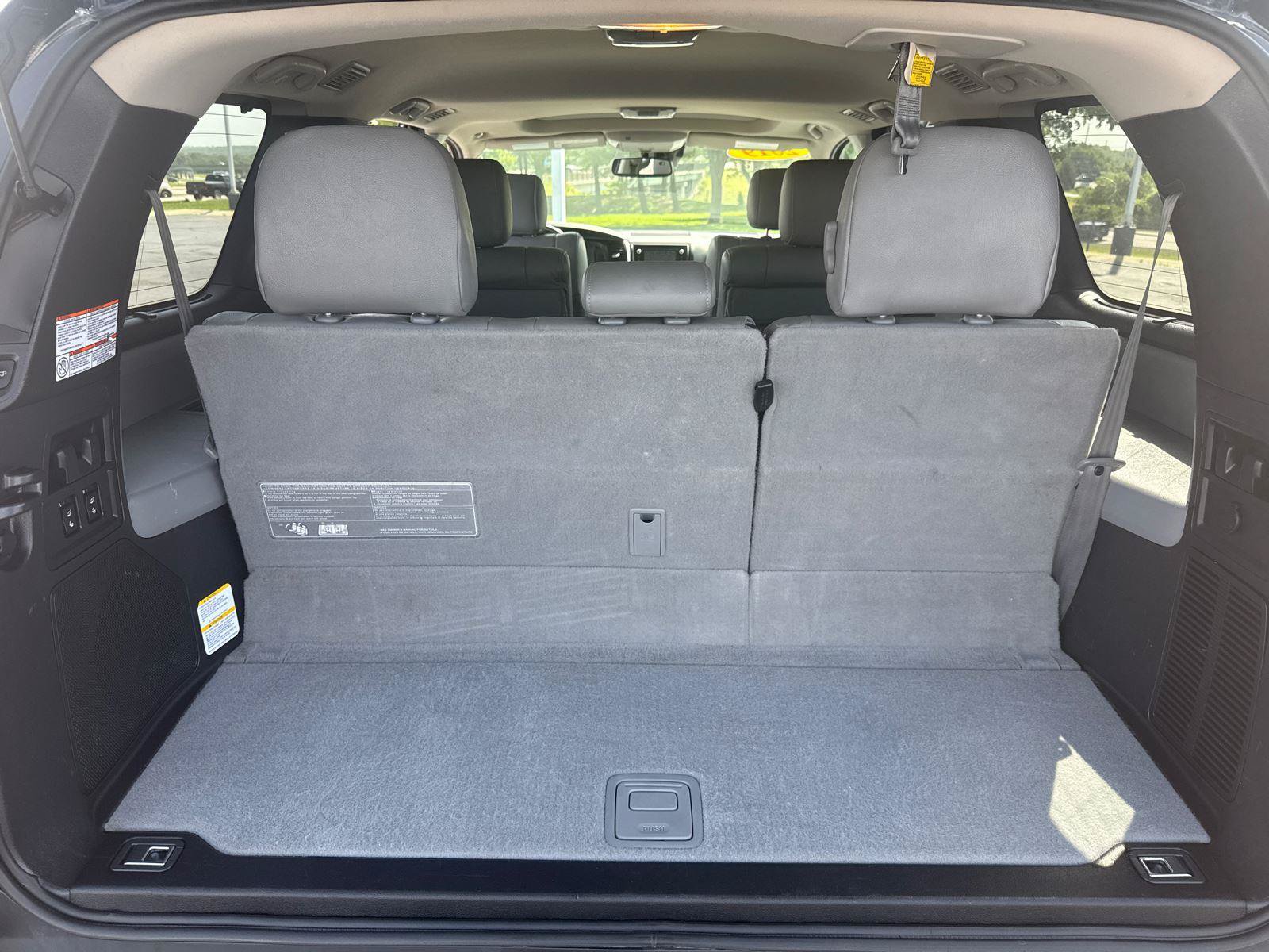 Used 2019 Toyota Sequoia Limited w/ Safety & Convenience Package AWD/4WD image 8