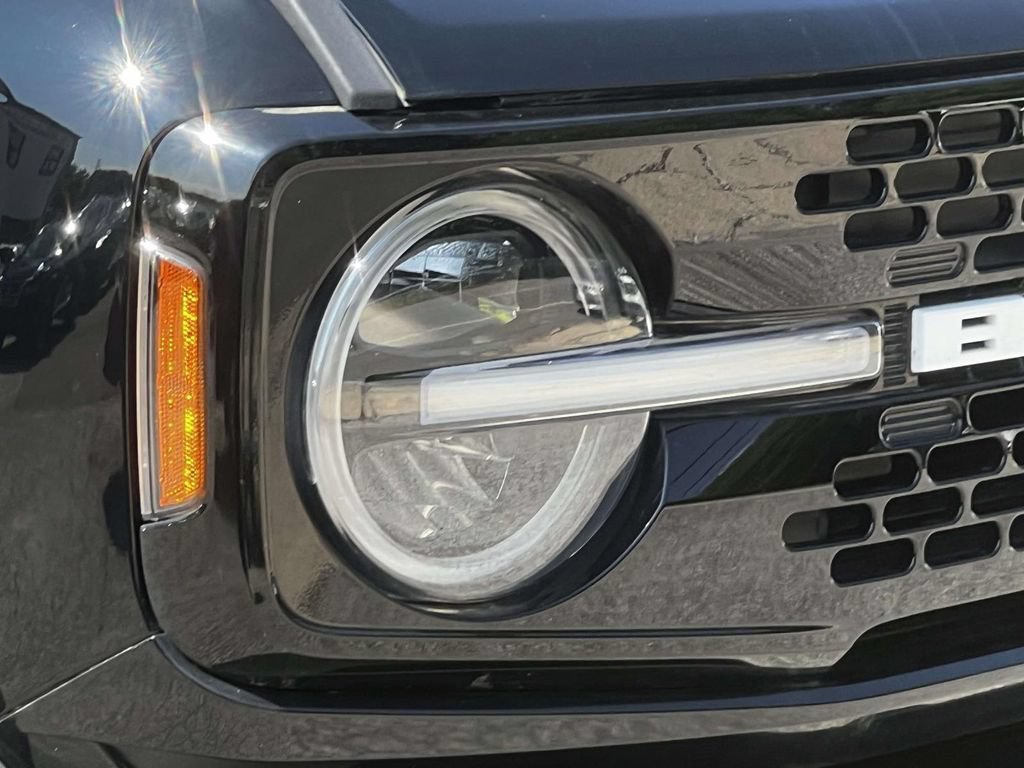 Used 2023 Ford Bronco Wildtrak AWD/4WD image 9