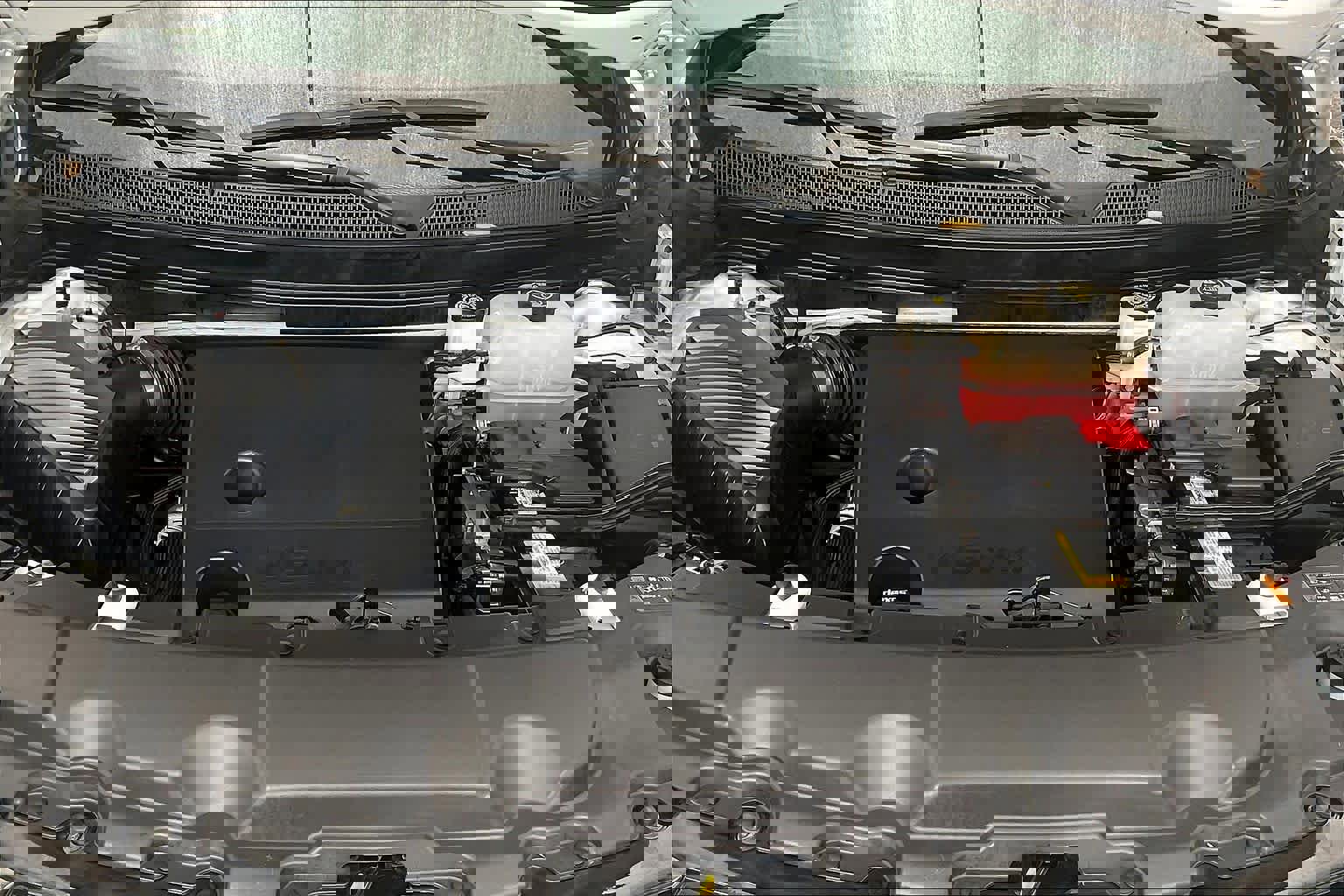 Used 2023 Chevrolet Traverse RS image 32