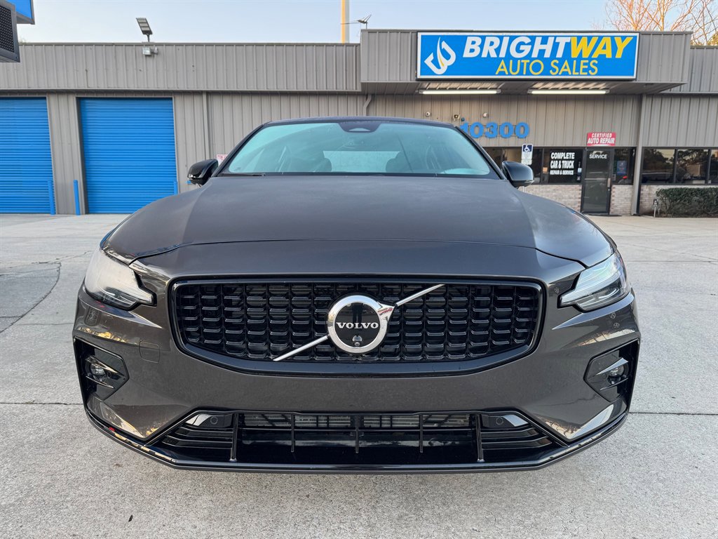 Used 2024 Volvo S60 B5 Plus image 7