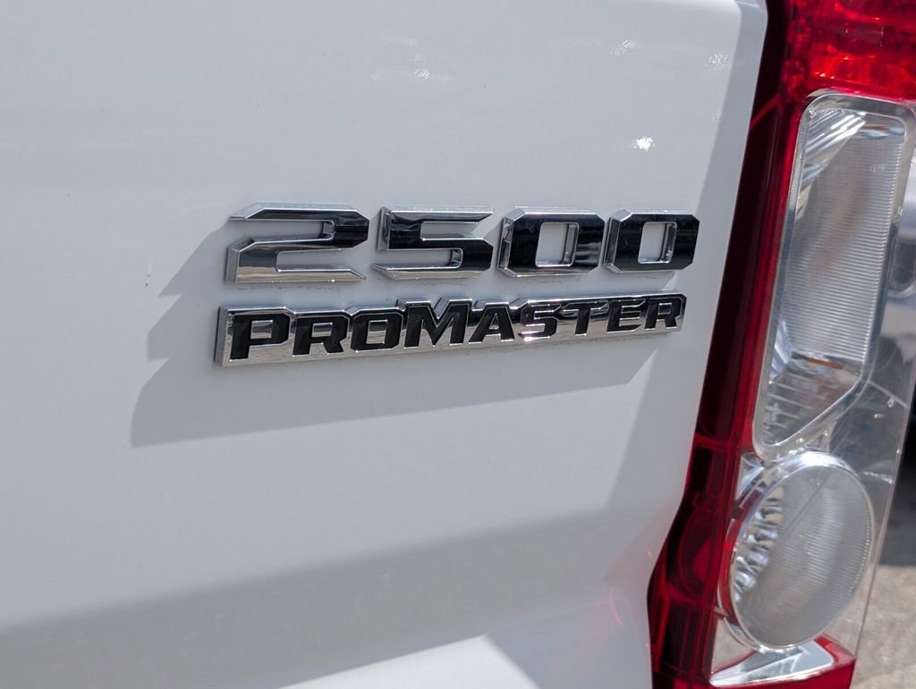 Used 2025 RAM ProMaster 2500 w/ Convenience Group FWD image 13