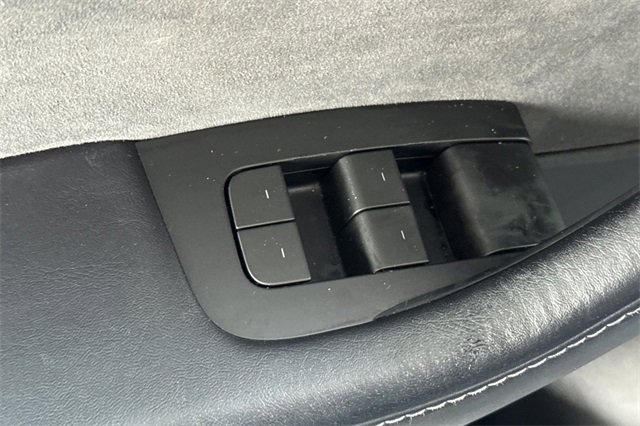 Used 2022 Tesla Model Y Long Range image 15