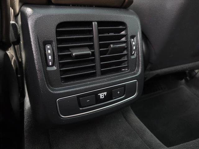 Used 2022 Audi e-tron GT Premium Plus image 18