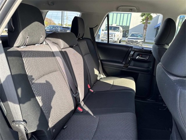 Used 2018 Toyota 4Runner TRD Off-Road image 9