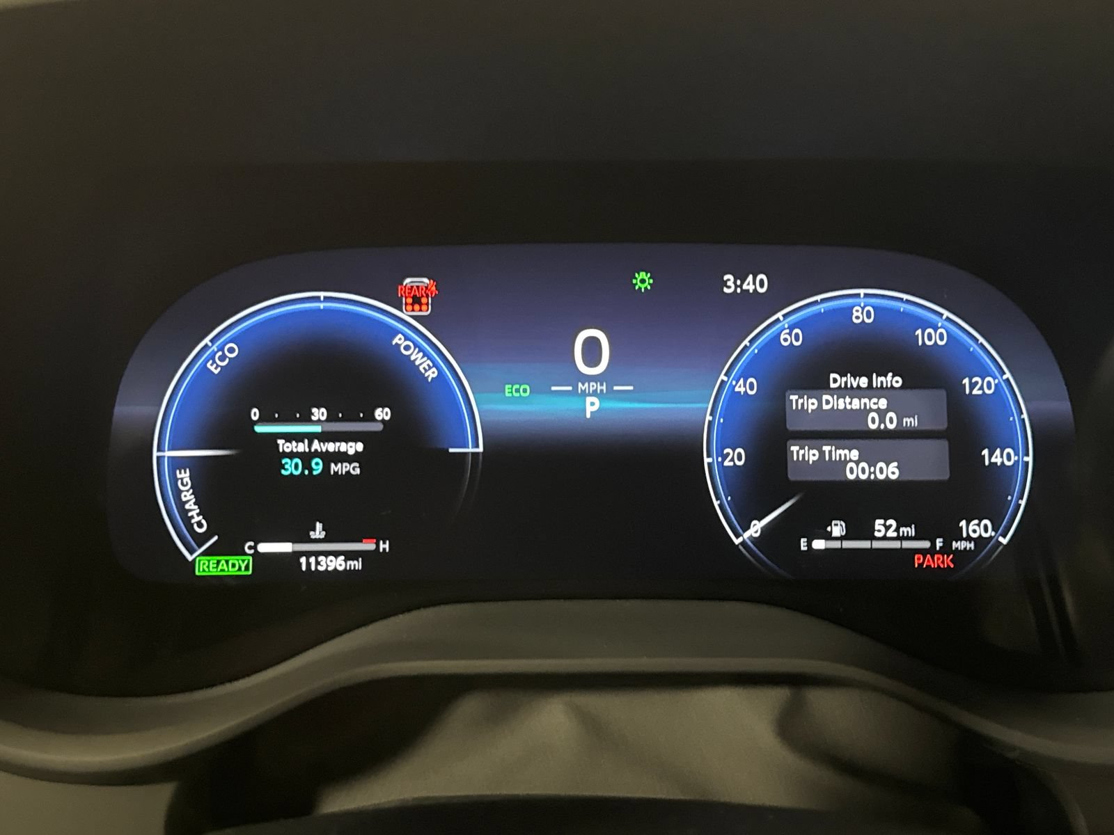 Used 2025 Toyota Sienna XSE w/ XSE Premium Package AWD/4WD image 18
