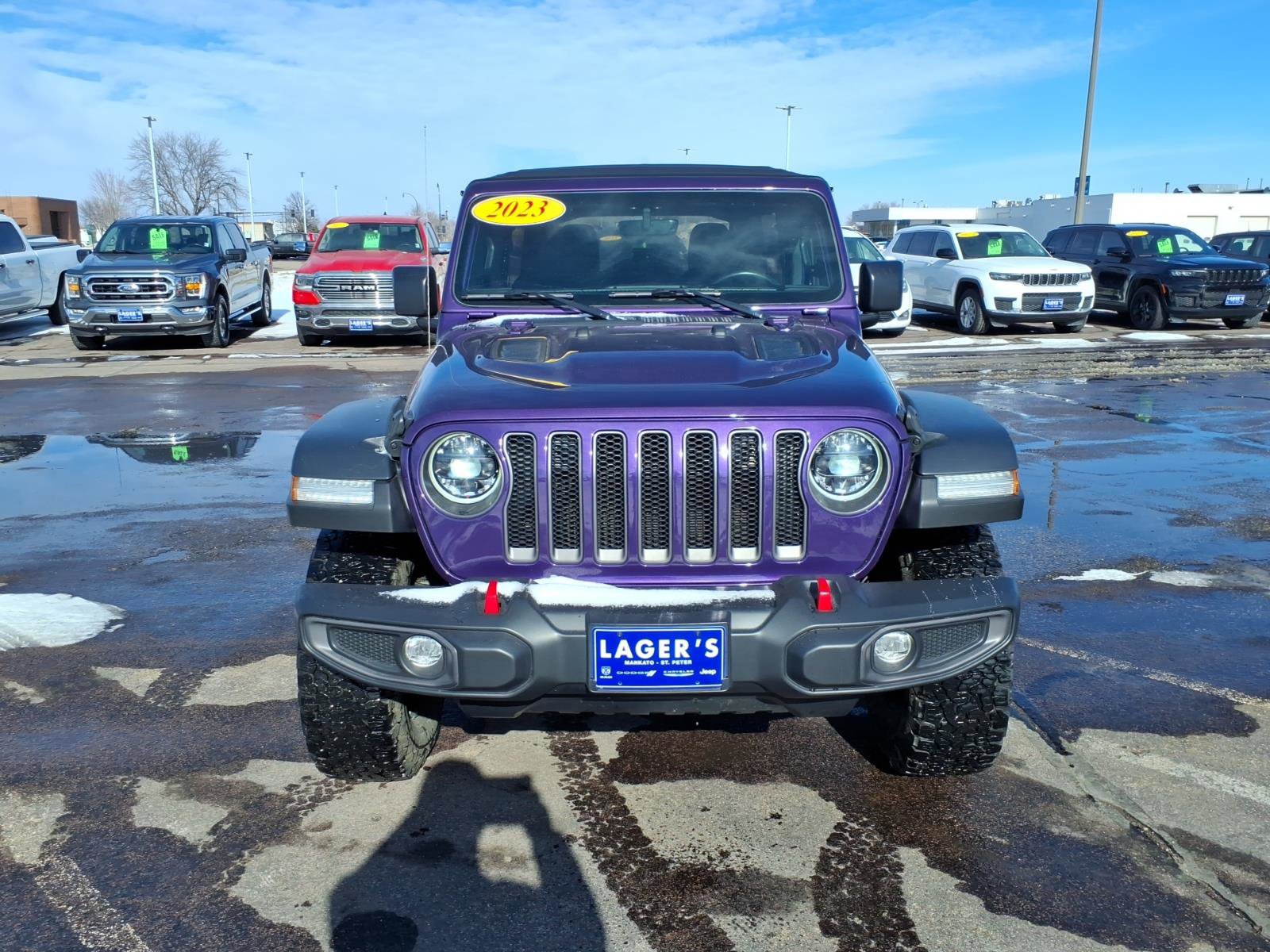 Used 2023 Jeep Wrangler Unlimited Rubicon w/ LED Lighting Group image 37