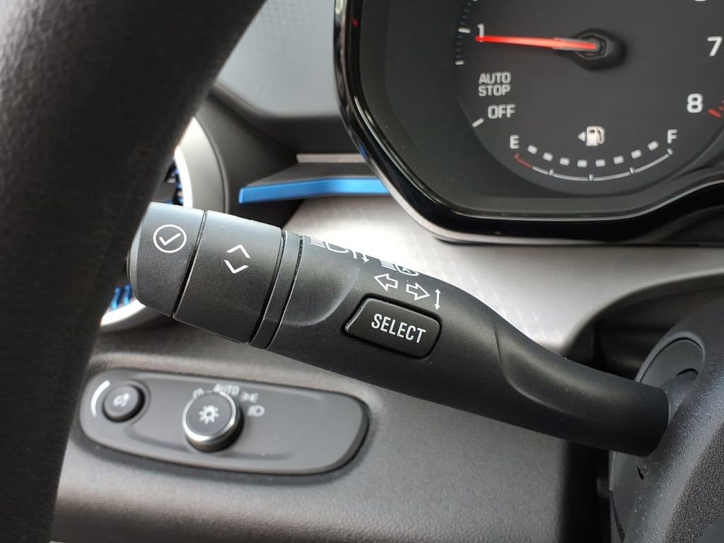 Certified 2024 Chevrolet Trax LS w/ Driver Confidence Package image 18