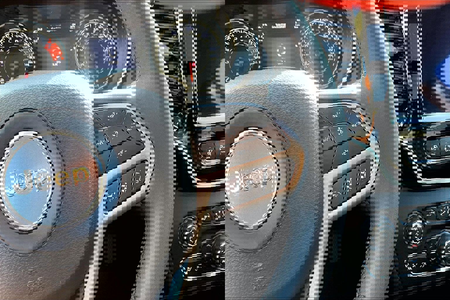 Used 2021 Jeep Cherokee Limited image 25