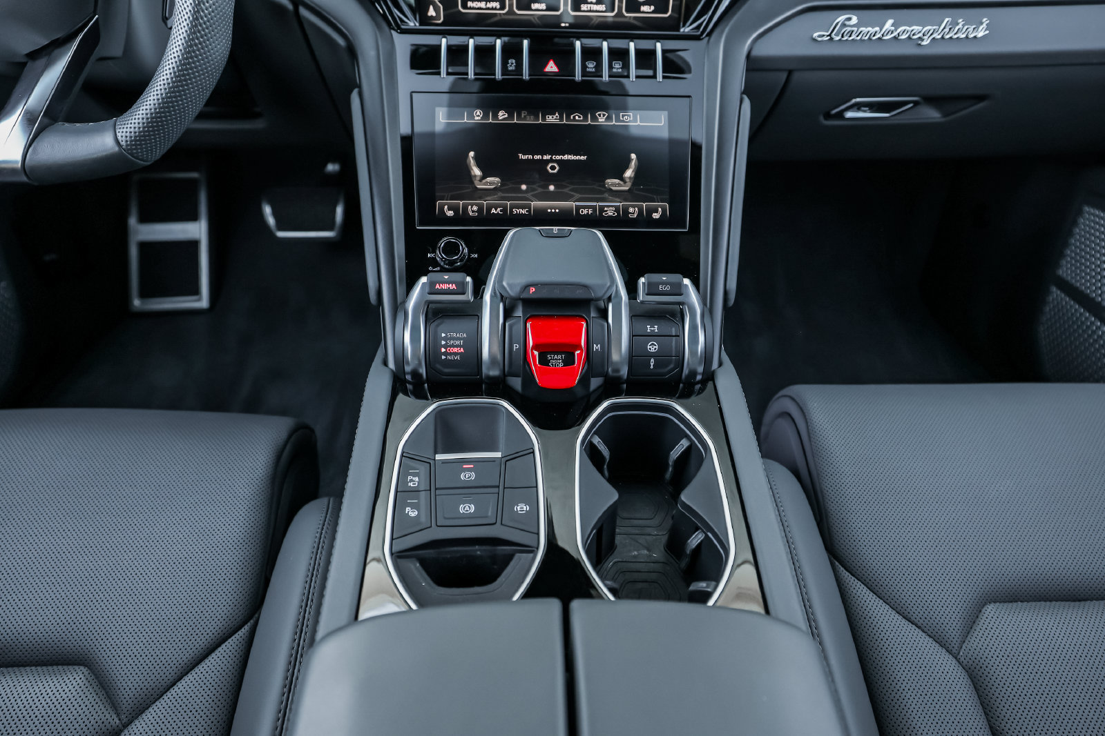 Used 2021 Lamborghini Urus AWD/4WD image 33