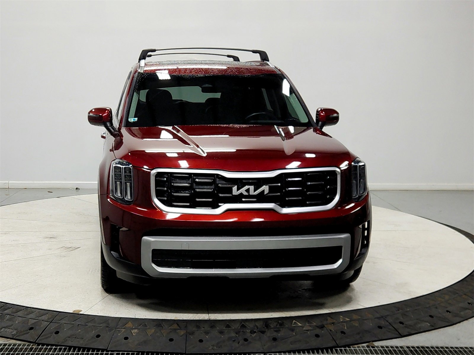 Used 2024 Kia Telluride S w/ S Sunroof Package image 2