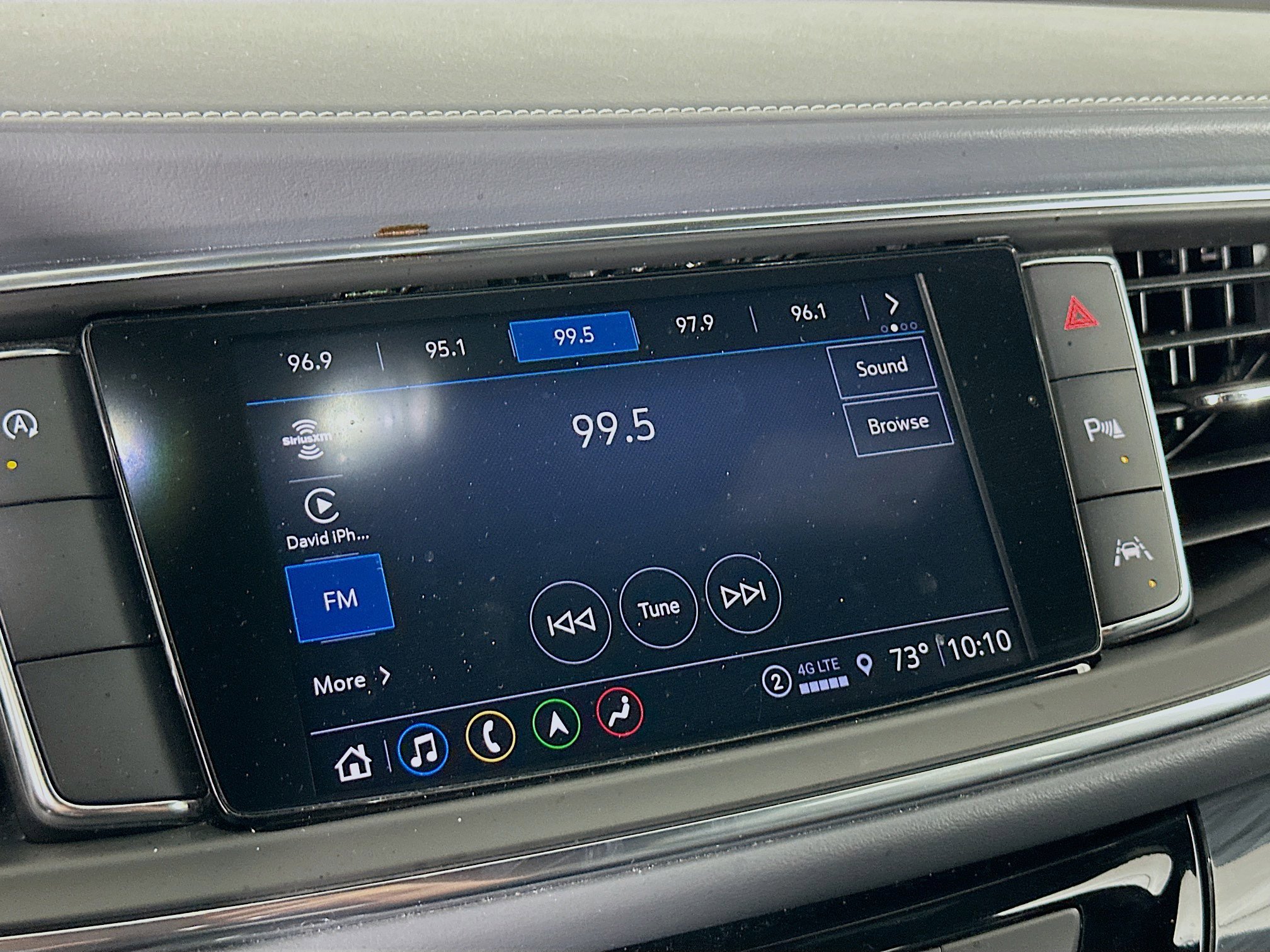 Used 2024 Buick Enclave Premium image 21