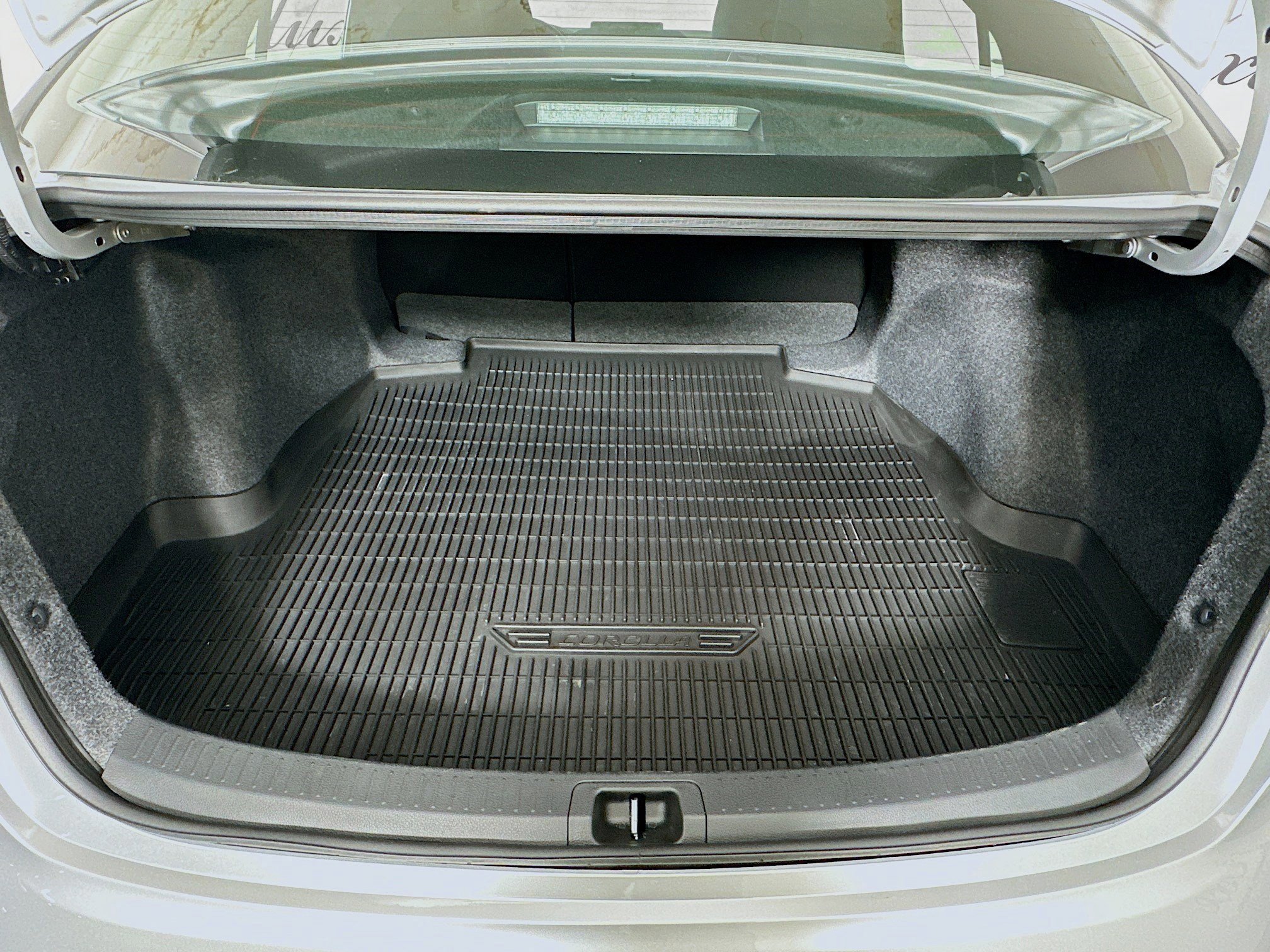 Used 2026 Toyota Corolla SE image 24