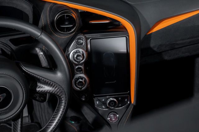 Used 2019 McLaren 720S Performance image 16