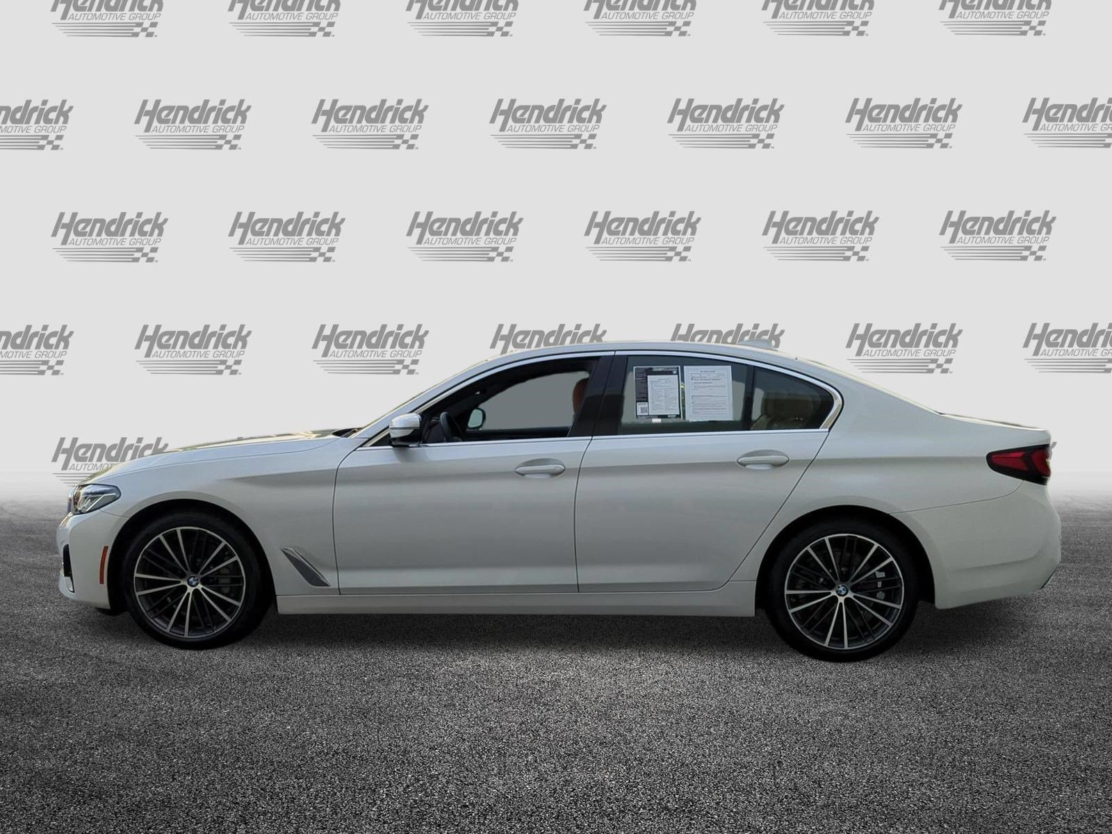 Used 2023 BMW 530i w/ Premium Package RWD image 7