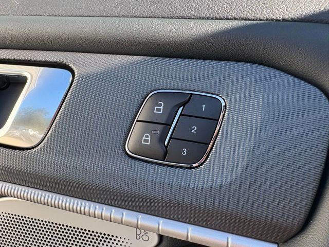 New 2025 Ford Explorer ST image 28