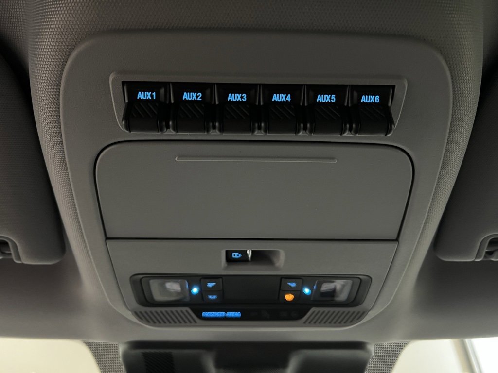 New 2025 Ford F550 4x4 Supercab Super Duty image 21