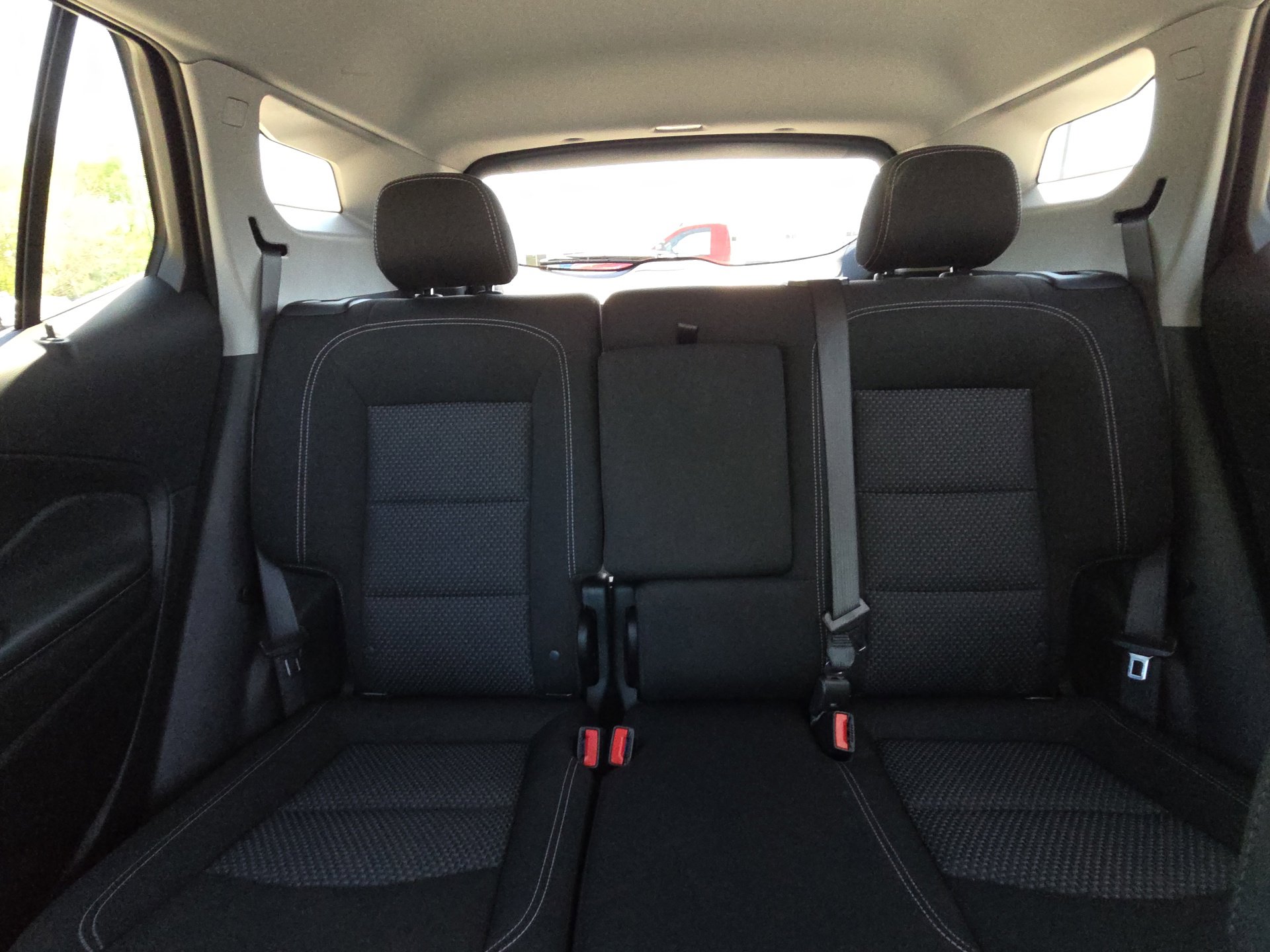 Used 2024 GMC Terrain SLE image 24