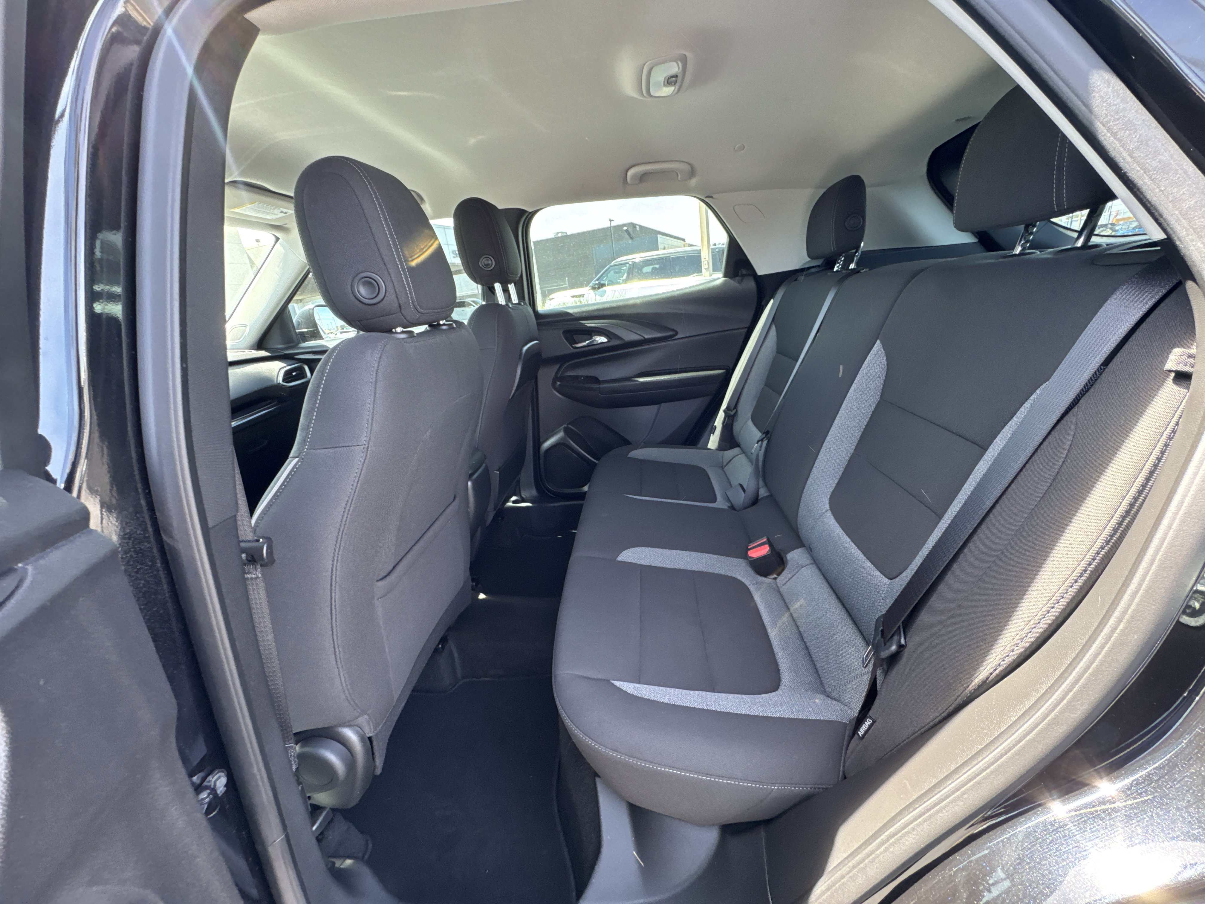 Used 2023 Chevrolet TrailBlazer LS AWD/4WD image 24