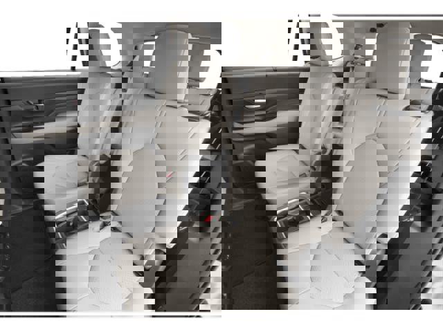 Used 2026 Toyota Grand Highlander XLE image 12