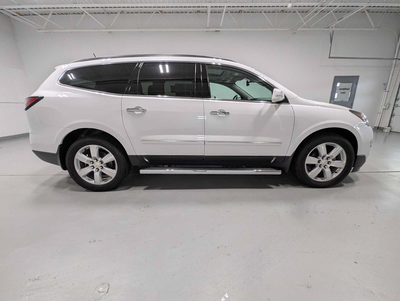 Used 2017 Chevrolet Traverse Premier AWD/4WD image 7