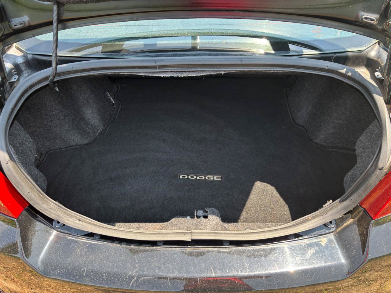 Used 2012 Dodge Avenger SXT Plus FWD image 22