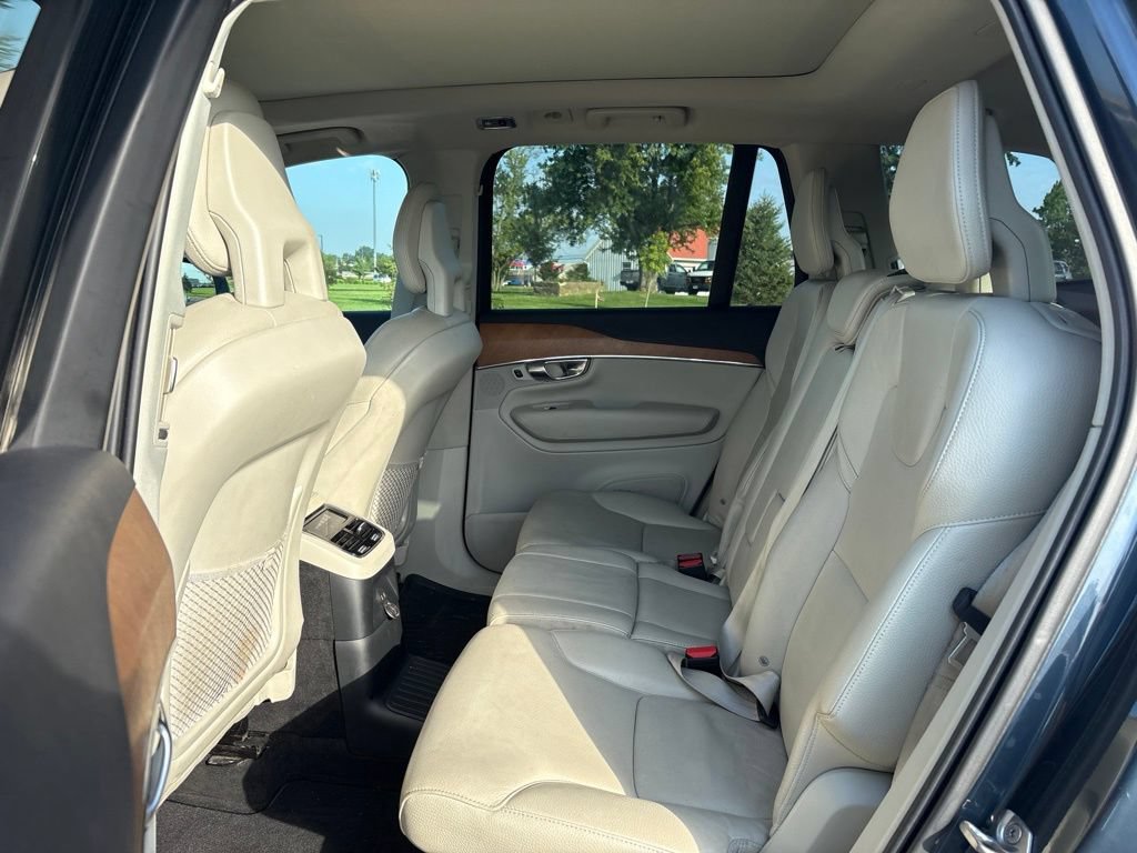 Used 2021 Volvo XC90 T8 Inscription Expression w/ Protection Package Premier AWD/4WD image 14