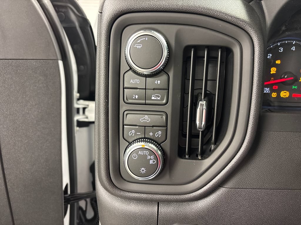 New 2026 GMC Sierra 1500 Pro AWD/4WD image 29