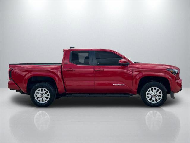 Certified 2025 Toyota Tacoma SR5 AWD/4WD image 4