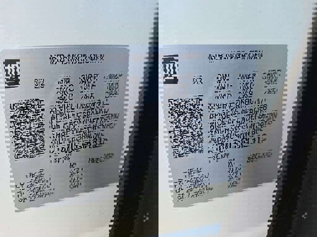 Used 2023 Chevrolet TrailBlazer RS w/ Convenience Package image 38