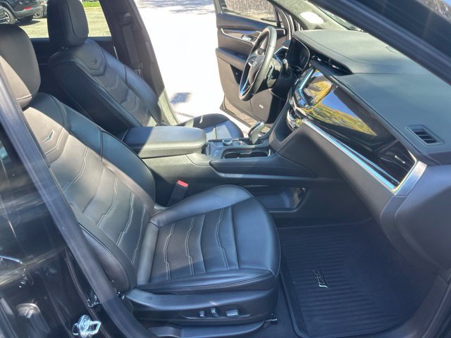 Used 2024 Cadillac XT6 Sport w/ Platinum Package AWD/4WD image 19