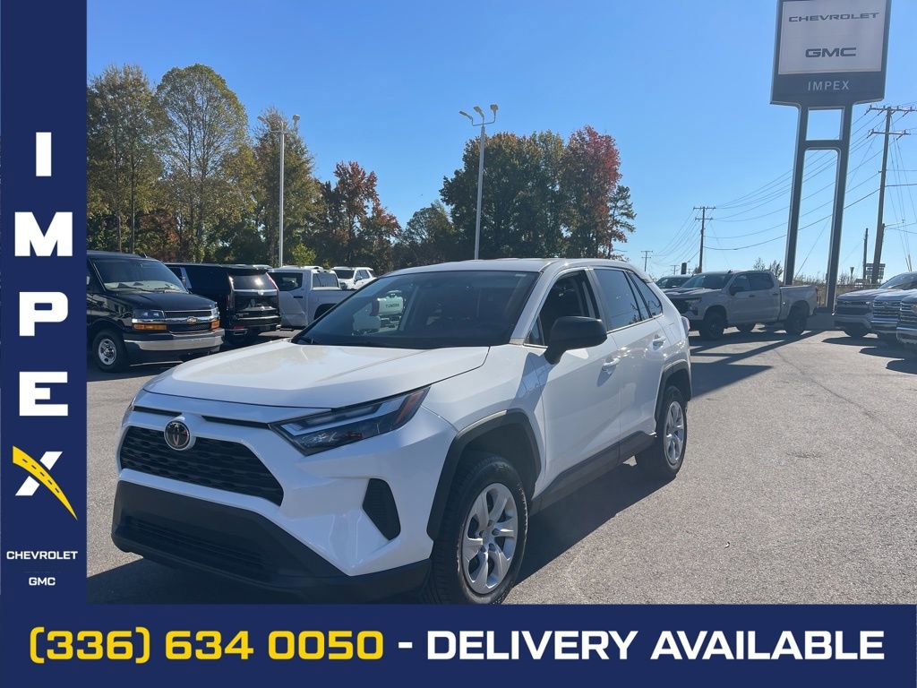 Used 2024 Toyota RAV4 LE image 1