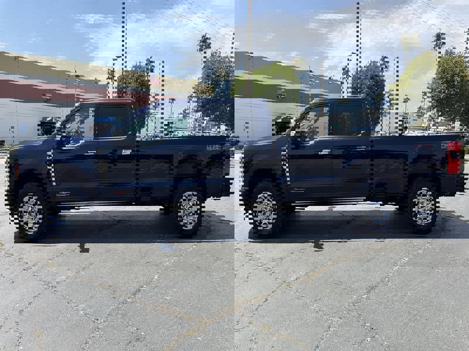 Used 2023 Ford F250 Lariat w/ Lariat Ultimate Package image 5