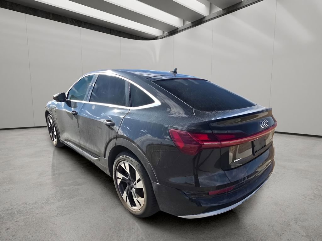 Used 2020 Audi e-tron Premium Plus image 3