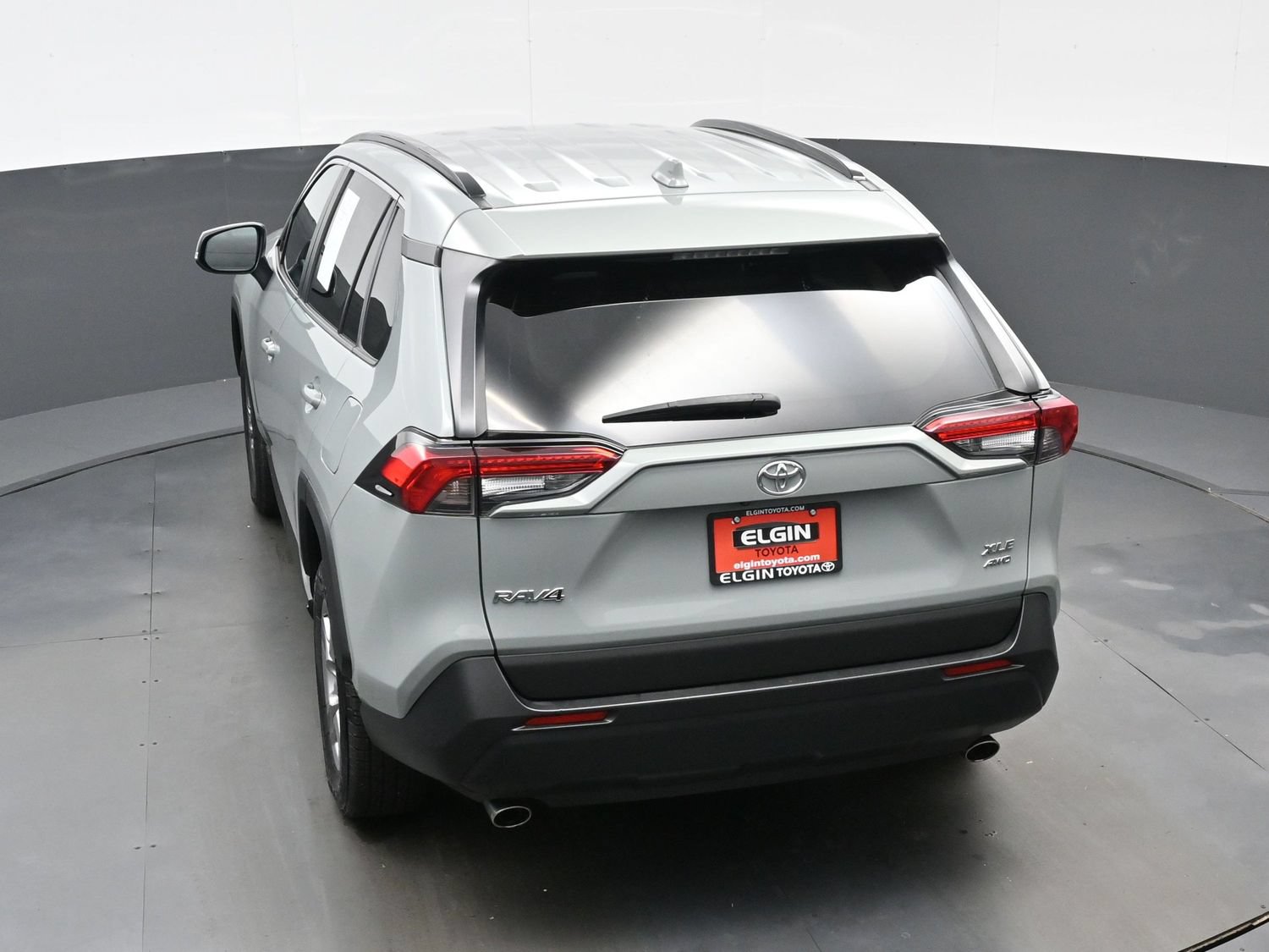 Used 2023 Toyota RAV4 XLE AWD/4WD image 39